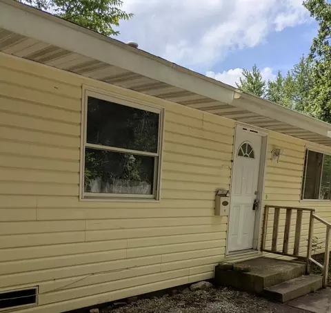 Exterior - 1406 W Calhoun St #A-B, Springfield, MO 65802 photo 1 of 3