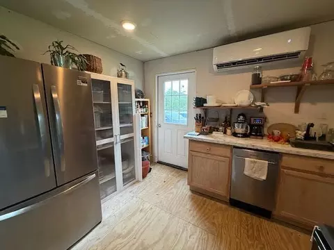 Kitchen - 1498 State Route Ra, Mountain View, MO 65548 photo 1 of 2