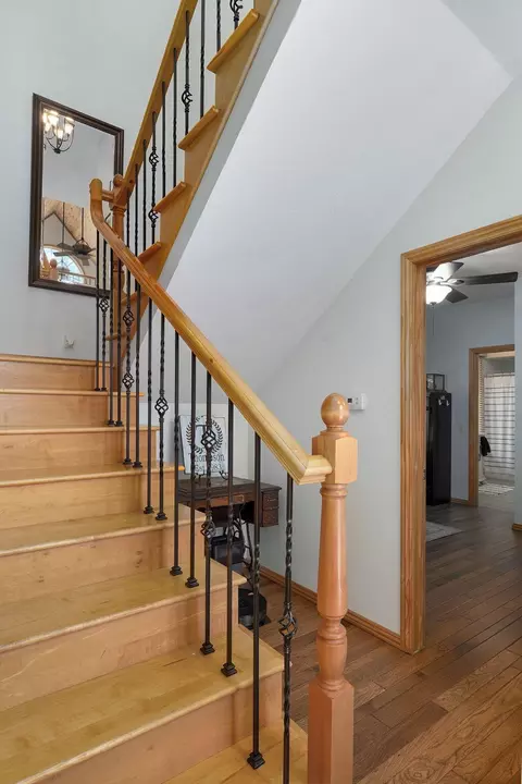 Entry Way - 259 Spring Vly, Marshfield, MO 65706 photo 2 of 5