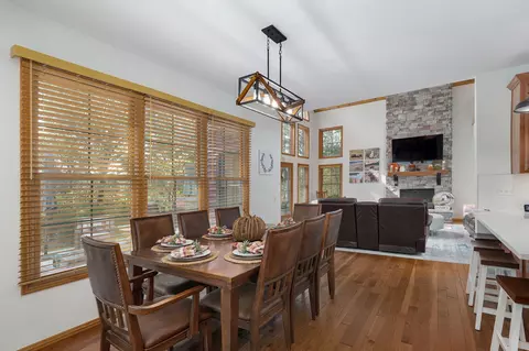 Dining - 259 Spring Vly, Marshfield, MO 65706 photo 1 of 2