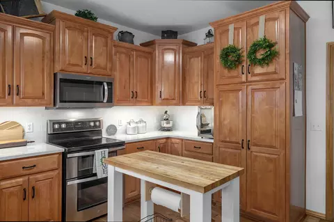 Kitchen - 259 Spring Vly, Marshfield, MO 65706 photo 6 of 6