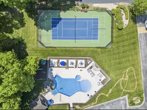 Exterior - 346 Sunset Dr, Saddlebrooke, MO 65630 photo 9 of 11
