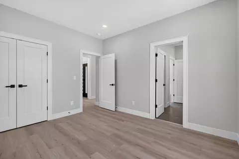Bedroom - 346 Sunset Dr, Saddlebrooke, MO 65630 photo 5 of 5