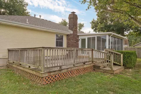 Exterior - 915 Breann Ct, Nixa, MO 65714 photo 5 of 8
