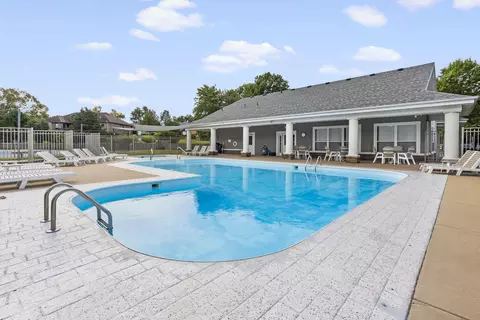 Exterior - 1712 N Gregory Dr, Nixa, MO 65714 photo 6 of 7