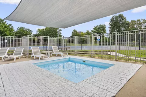 Exterior - 1712 N Gregory Dr, Nixa, MO 65714 photo 7 of 7