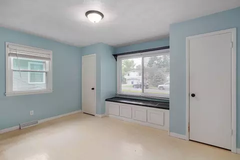 Bedroom - 2141 S Oak Grove Ave, Springfield, MO 65804 photo 3 of 5