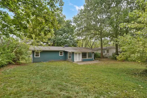Exterior - 2141 S Oak Grove Ave, Springfield, MO 65804 photo 4 of 6