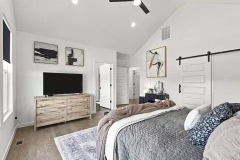 Bedroom - 1505 E Silo Ridge Dr, Ozark, MO 65721 photo 2 of 4