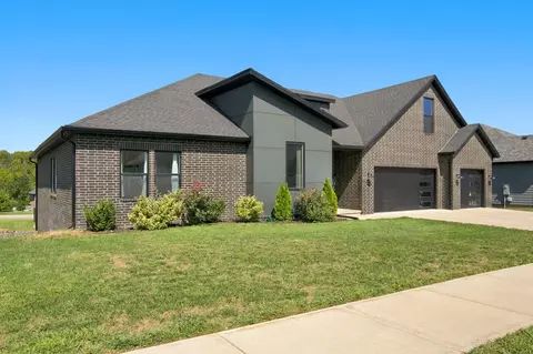 Exterior - 1505 E Silo Ridge Dr, Ozark, MO 65721 photo 3 of 8