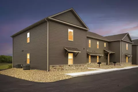 41 Bunker Dr #2, Branson West, MO 65737