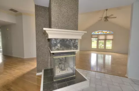 Living - 2525 N Meadowlake Dr, Springfield, MO 65802 photo 3 of 4
