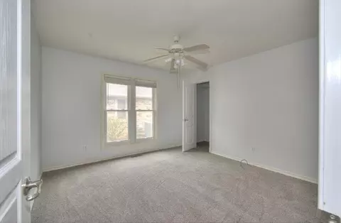Bedroom - 2525 N Meadowlake Dr, Springfield, MO 65802 photo 2 of 3