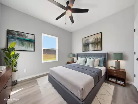 Bedroom - 5175 W Crestmere Dr, Springfield, MO 65802 photo 5 of 9