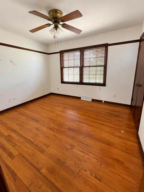 Bedroom - 4142 S Broadway Ave, Springfield, MO 65807 photo 5 of 6