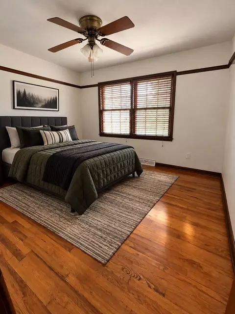 Bedroom - 4142 S Broadway Ave, Springfield, MO 65807 photo 6 of 6