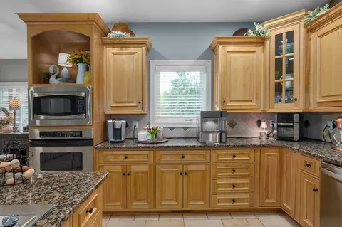 Kitchen - 788 Rene Rd, Nixa, MO 65714 photo 4 of 8