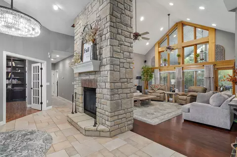 Entry Way - 788 Rene Rd, Nixa, MO 65714 photo 4 of 6