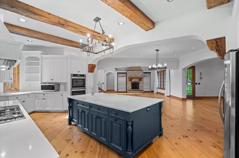 Kitchen - 6221 S Bluff Ridge Rd, Ozark, MO 65721 photo 3 of 5
