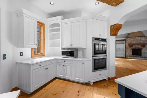 Kitchen - 6221 S Bluff Ridge Rd, Ozark, MO 65721 photo 4 of 5