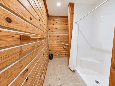 Bath - 4730 Highway 63, Cabool, MO 65689 photo 2 of 3
