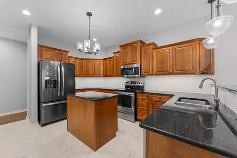 Kitchen - 142 Rue De Villas Cir, Branson, MO 65616 photo 2 of 3