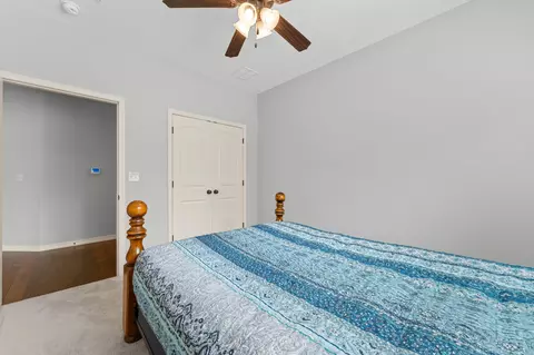 Bedroom - 142 Rue De Villas Cir, Branson, MO 65616 photo 4 of 5