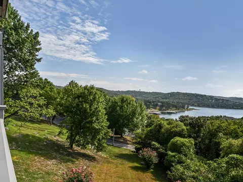 View/Area - 5 Treehouse Ln # 3, Branson, MO 65616 photo 4 of 8