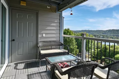 Exterior - 5 Treehouse Ln # 3, Branson, MO 65616 photo 5 of 11