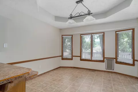 Dining - 3484 S Meadowlark Ave, Springfield, MO 65807 photo 1 of 1