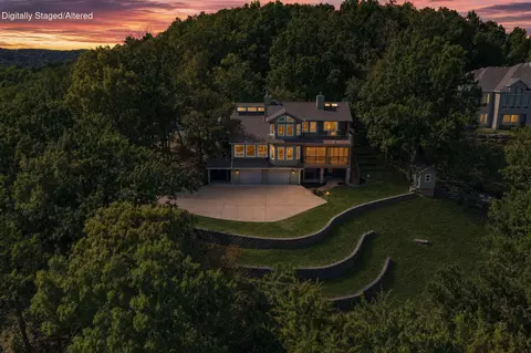 437 Waterfield Dr, Branson West, MO 65737