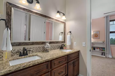 Bath - 164 Spring Branch Ln, Ozark, MO 65721 photo 7 of 11