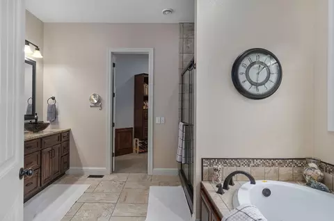 Bath - 164 Spring Branch Ln, Ozark, MO 65721 photo 1 of 11