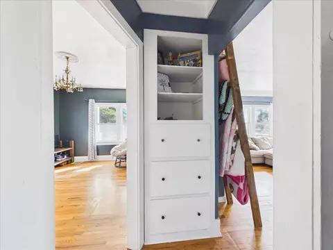 Entry Way - 1115 S Locust St, Buffalo, MO 65622 photo 2 of 5