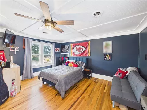 Bedroom - 1115 S Locust St, Buffalo, MO 65622 photo 1 of 5