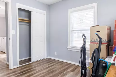 Bedroom - 1872 N Broadway Ave, Springfield, MO 65803 photo 6 of 6