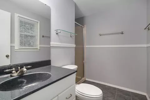 Bath - 2653 W Blackburn Dr, Springfield, MO 65807 photo 1 of 3