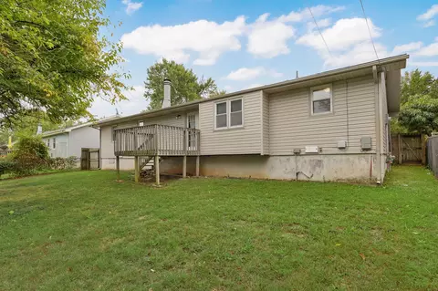 Exterior - 2653 W Blackburn Dr, Springfield, MO 65807 photo 9 of 10