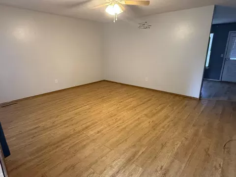 Living - 1001 N 13th Ave, Ozark, MO 65721 photo 1 of 2