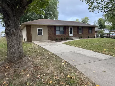 Exterior - 1001 N 13th Ave, Ozark, MO 65721 photo 3 of 6