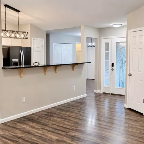 Entry Way - 305 Meadow Rdg, Branson, MO 65616 photo 2 of 2