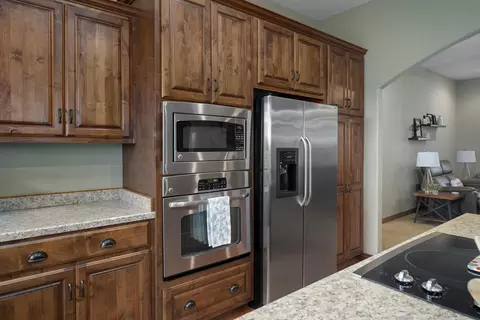 Kitchen - 366 Mount Sinai Rd, Clever, MO 65631 photo 2 of 5