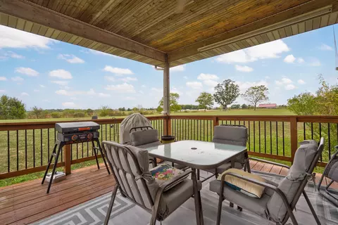 Exterior - 366 Mount Sinai Rd, Clever, MO 65631 photo 5 of 12