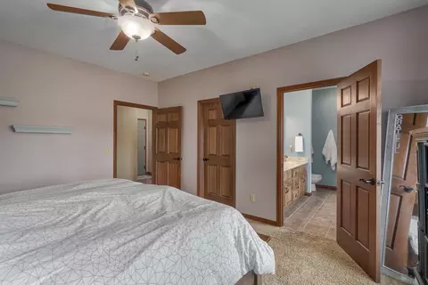 Bedroom - 366 Mount Sinai Rd, Clever, MO 65631 photo 1 of 4