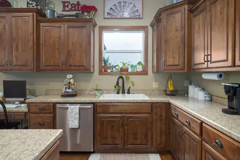 Kitchen - 366 Mount Sinai Rd, Clever, MO 65631 photo 3 of 5
