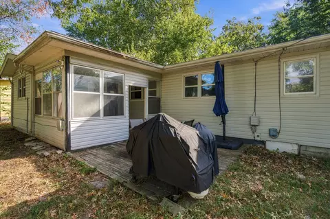 Exterior - 617 N Elmwood Ave, Springfield, MO 65802 photo 10 of 11