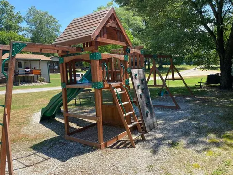 Exterior - 445 Edgewater Beach Cir, Forsyth, MO 65653 photo 11 of 12