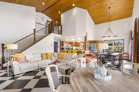 Living - 445 Edgewater Beach Cir, Forsyth, MO 65653 photo 4 of 4