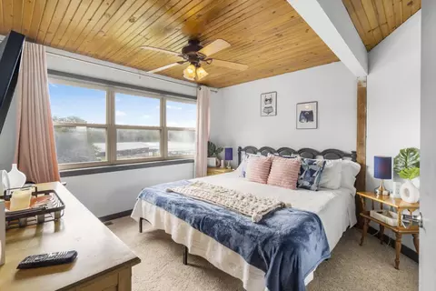 Bedroom - 445 Edgewater Beach Cir, Forsyth, MO 65653 photo 2 of 8