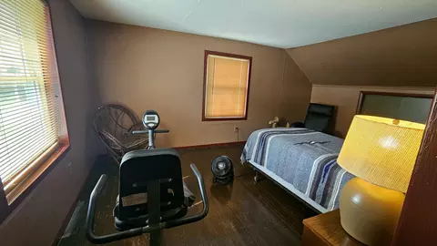 Bedroom - 30349 County Road V-234, Drury, MO 65638 photo 3 of 5